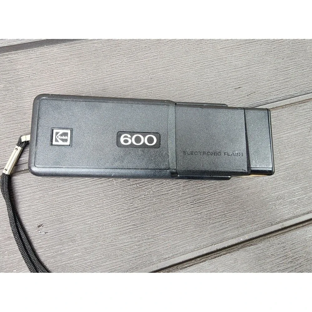 Vintage 1970s Kodak Tele Ektralite 600 Pocket Instamatic Camera Photography